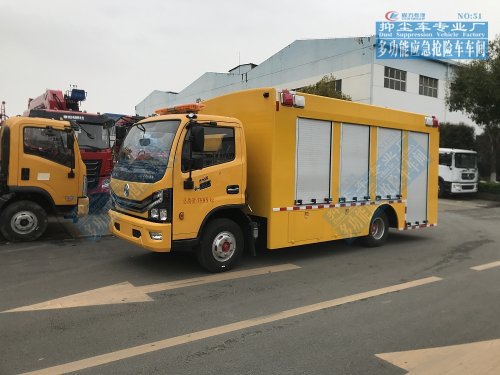 東風大多利卡工程救險車2000m3/h